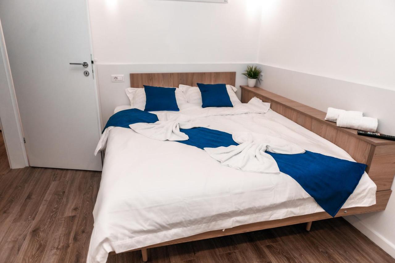 Puzzle Apartaments&Studios Craiova Eksteriør billede