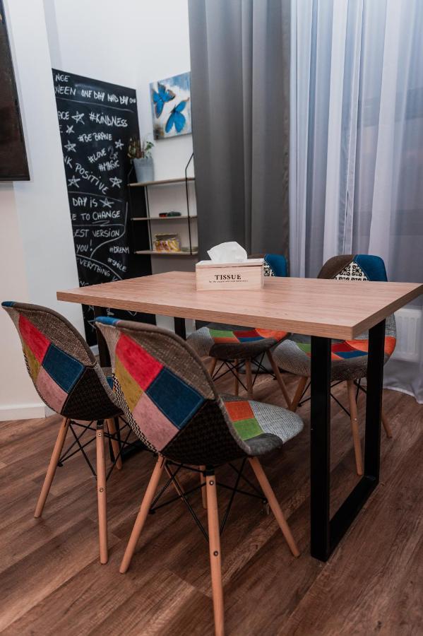 Puzzle Apartaments&Studios Craiova Eksteriør billede