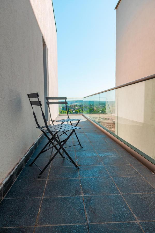 Puzzle Apartaments&Studios Craiova Eksteriør billede