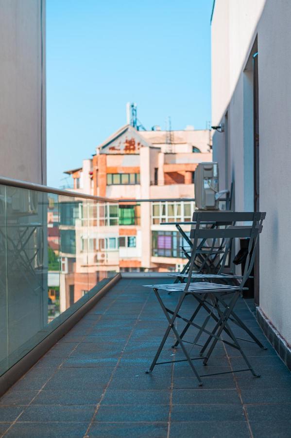 Puzzle Apartaments&Studios Craiova Eksteriør billede